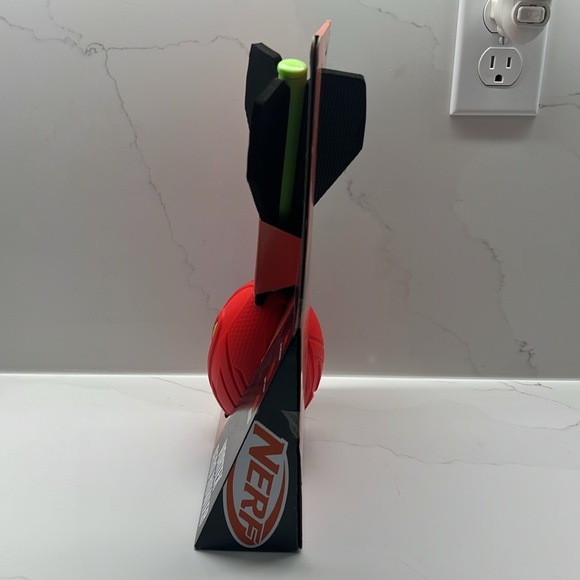 NERF VORTEX AERO HOWLER RED BRAND NEW long distance football indoor kids toy - Picture 5 of 10